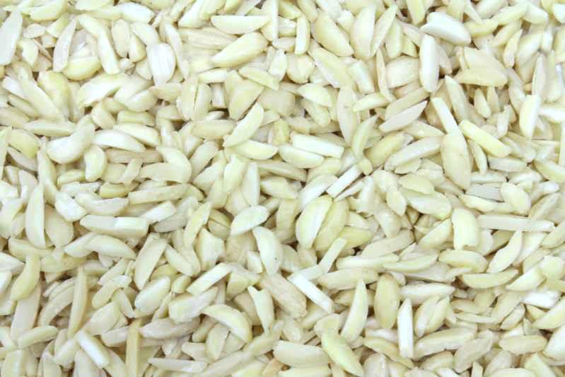 Luomu mandeli kuoren alla irrotetut 10kg