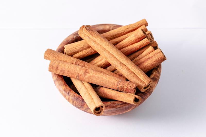 Luomukanelipuut (8-12cm, Ceylon) 1kg